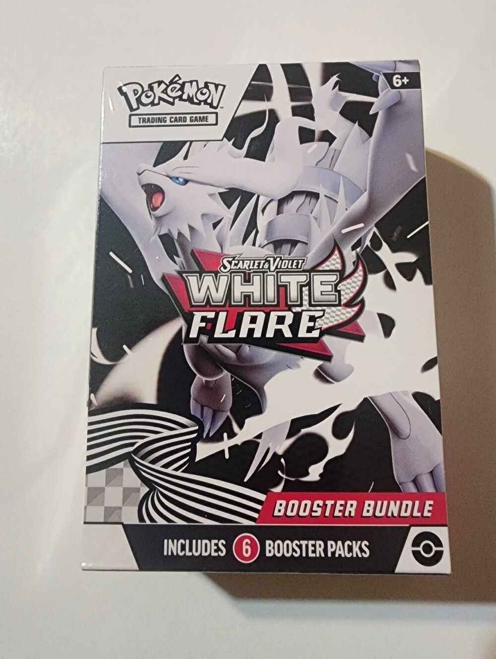 Pokémon TCG Scarlet & Violet White Flare Booster Bundle
